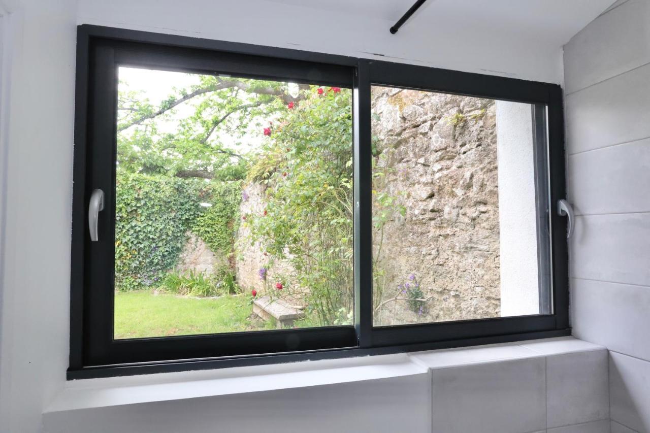 Apartamento L'Atelier Et Sa Terrasse Pontivy Exterior foto