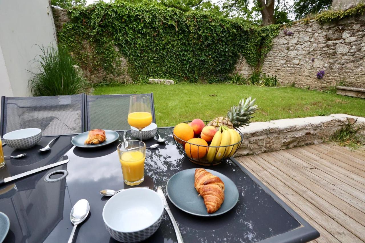Apartamento L'Atelier Et Sa Terrasse Pontivy Exterior foto